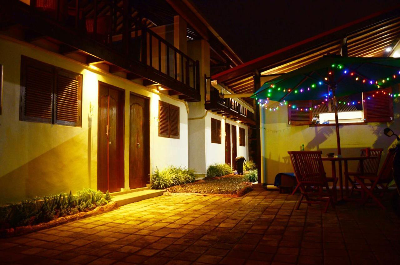 Capung Guesthouse Джимбаран Екстер'єр фото